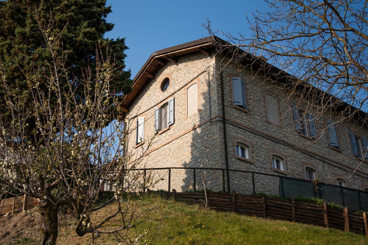 Bed and Breakfast Casale Monte Valestra Bebbio Exterior foto